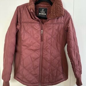 Prana Women's Quilted Jacket size Small- Maroon